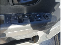Recambio de mando elevalunas delantero izquierdo para kia soul i (am) 1.6 crdi 128 referencia OEM IAM   