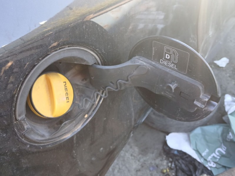 Recambio de tapa exterior combustible para land rover freelander 2 (l359) 2.2 td4 4x4 referencia OEM IAM   