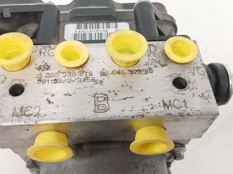 Recambio de abs para peugeot 5008 (0u_, 0e_) 2.0 hdi referencia OEM IAM 0265230879 0265951325 9664532380