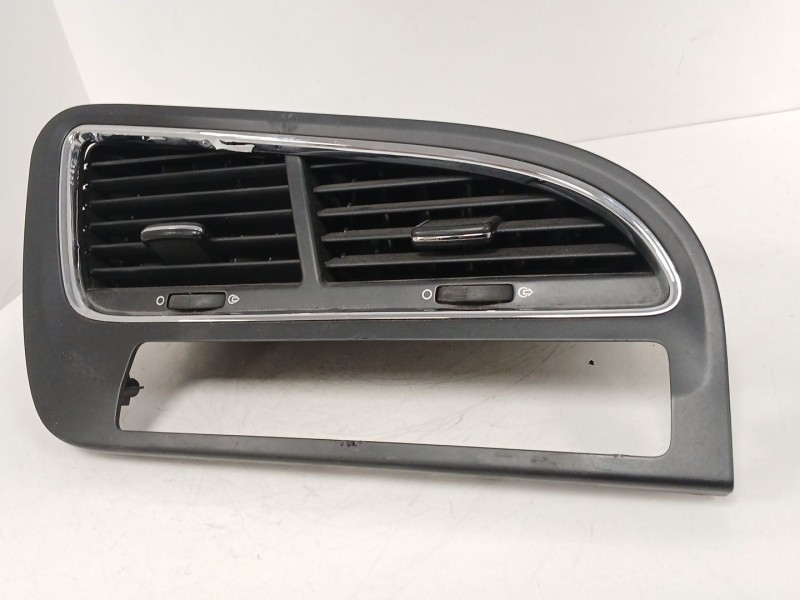 Recambio de rejilla aireadora para peugeot 5008 (0u_, 0e_) 2.0 hdi referencia OEM IAM 9686528077  