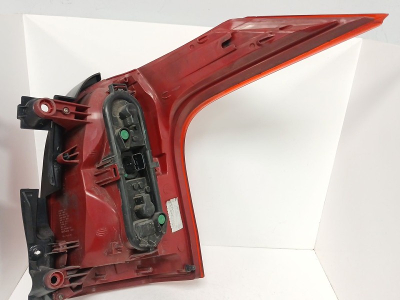 Recambio de piloto trasero izquierdo para peugeot 5008 (0u_, 0e_) 2.0 hdi referencia OEM IAM   