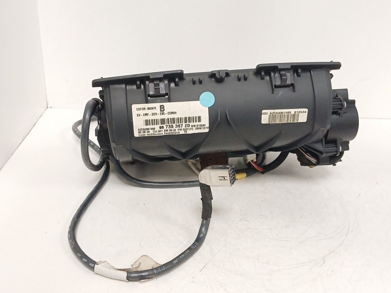 Recambio de pantalla multifuncion para peugeot 5008 (0u_, 0e_) 2.0 hdi referencia OEM IAM 96735367ZD  