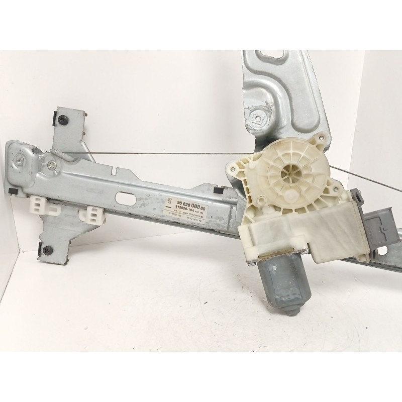 Recambio de elevalunas delantero derecho para peugeot 5008 (0u_, 0e_) 2.0 hdi referencia OEM IAM 9682808880 912250104 912026104