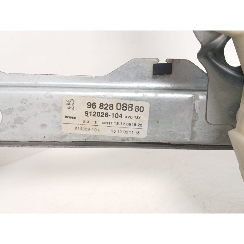 Recambio de elevalunas delantero derecho para peugeot 5008 (0u_, 0e_) 2.0 hdi referencia OEM IAM 9682808880 912250104 912026104