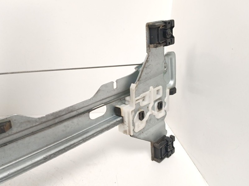 Recambio de elevalunas delantero derecho para peugeot 5008 (0u_, 0e_) 2.0 hdi referencia OEM IAM 9682808880 912250104 912026104