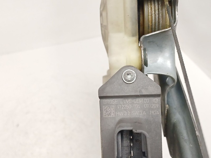 Recambio de elevalunas delantero derecho para peugeot 5008 (0u_, 0e_) 2.0 hdi referencia OEM IAM 9682808880 912250104 912026104