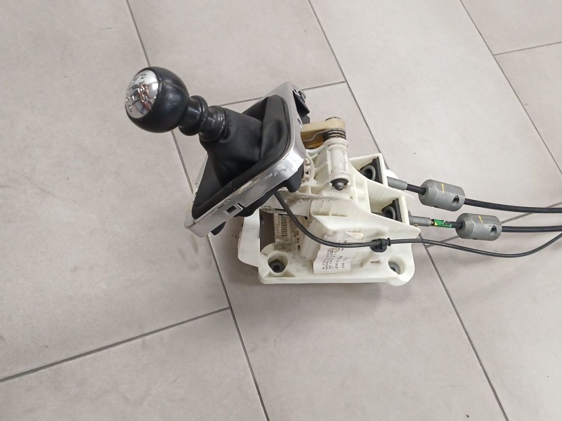Recambio de palanca cambio para peugeot 5008 (0u_, 0e_) 2.0 hdi referencia OEM IAM   