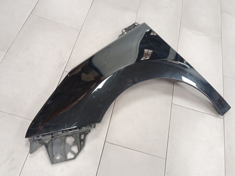 Recambio de aleta delantera izquierda para peugeot 5008 (0u_, 0e_) 2.0 hdi referencia OEM IAM   