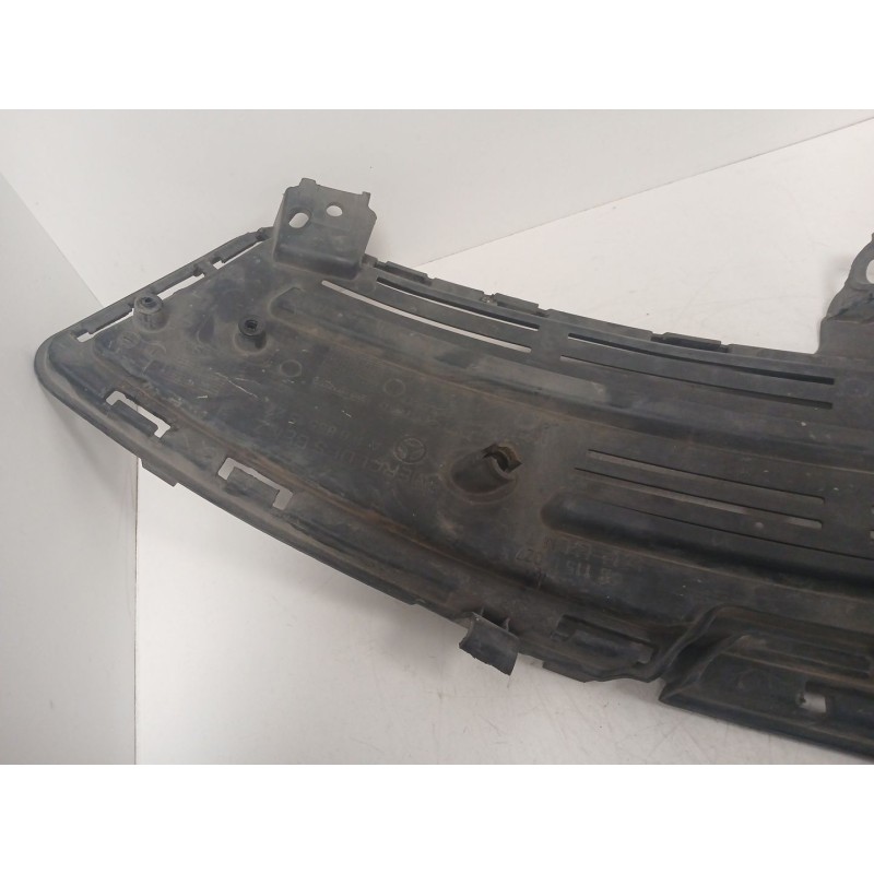 Recambio de rejilla paragolpes izquierda para mercedes-benz clase a (w176) a 180 cdi (176.000) referencia OEM IAM A1768851522  