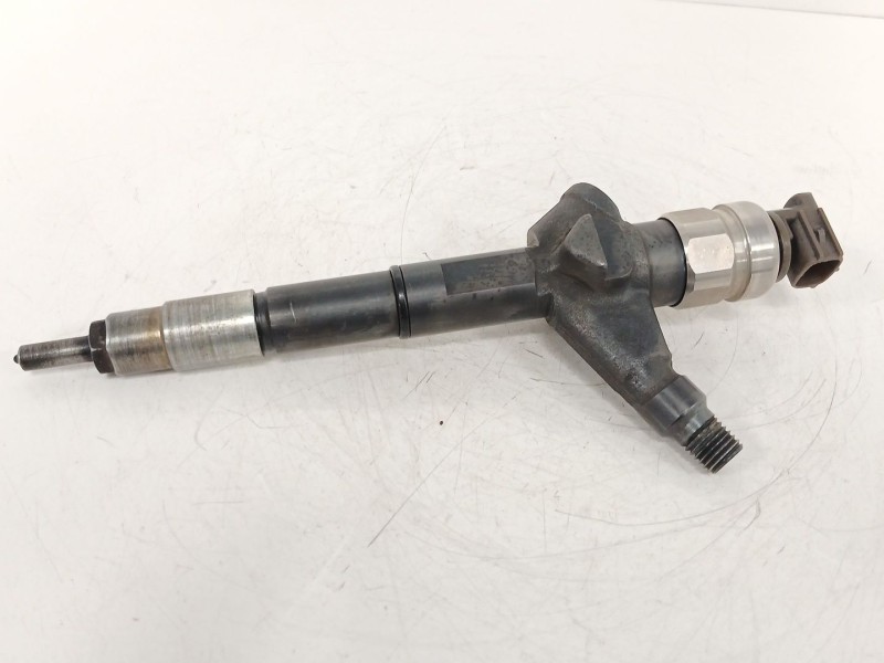 Recambio de inyector para nissan pathfinder iii (r51) 2.5 dci 4wd referencia OEM IAM 16600EC00A  