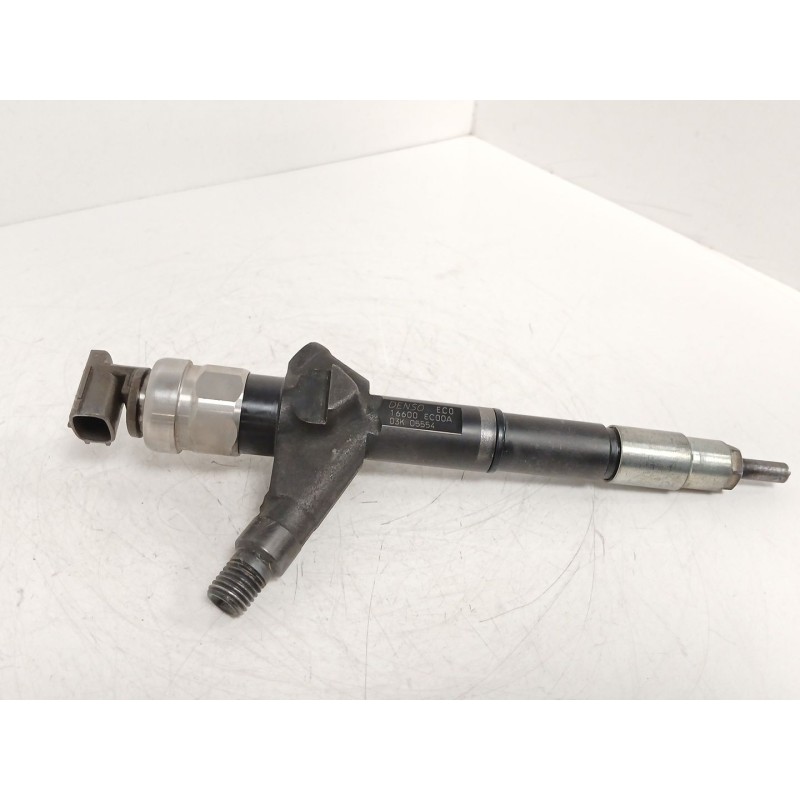 Recambio de inyector para nissan pathfinder iii (r51) 2.5 dci 4wd referencia OEM IAM 16600EC00A 03K05554 D3000010