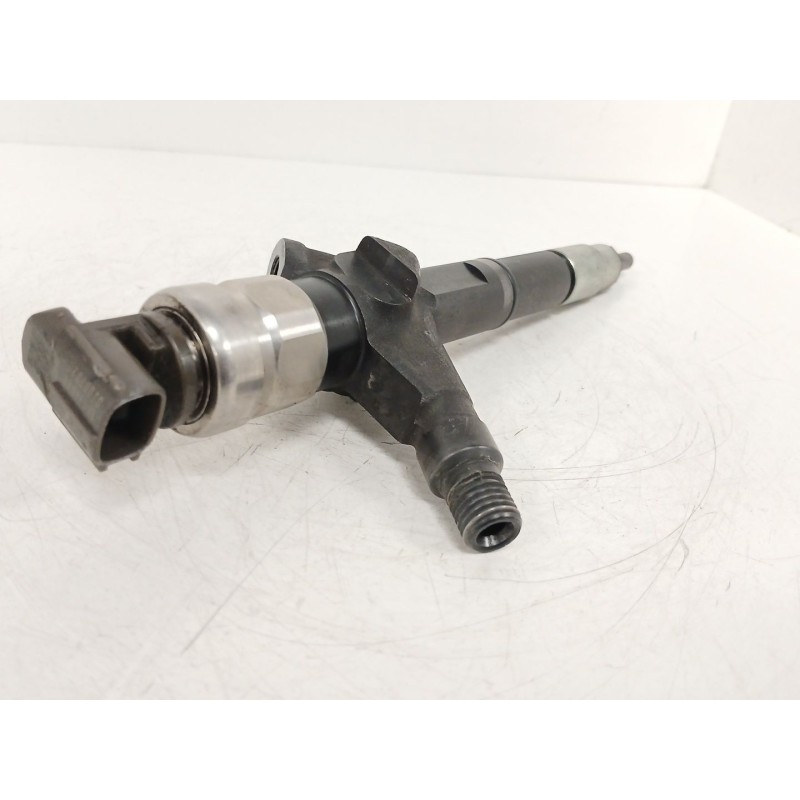 Recambio de inyector para nissan pathfinder iii (r51) 2.5 dci 4wd referencia OEM IAM 16600EC00A 03K05554 D3000010