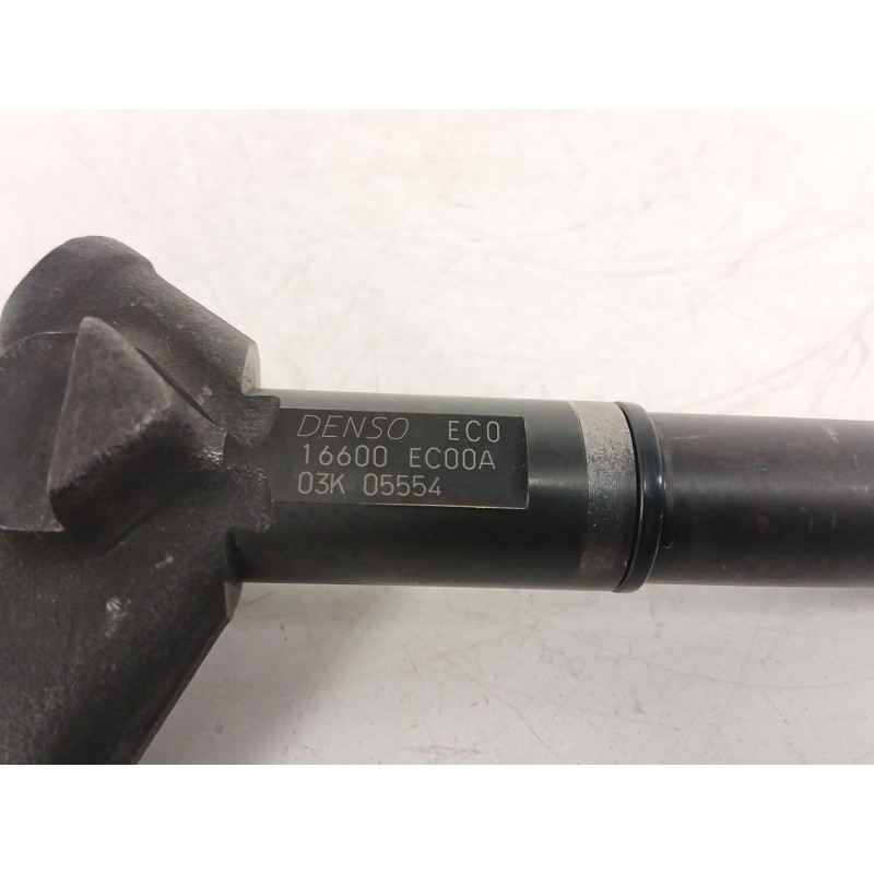 Recambio de inyector para nissan pathfinder iii (r51) 2.5 dci 4wd referencia OEM IAM 16600EC00A 03K05554 D3000010