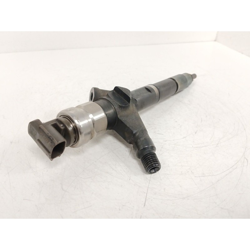 Recambio de inyector para nissan pathfinder iii (r51) 2.5 dci 4wd referencia OEM IAM 16600EC00A 03K03017 D300F500