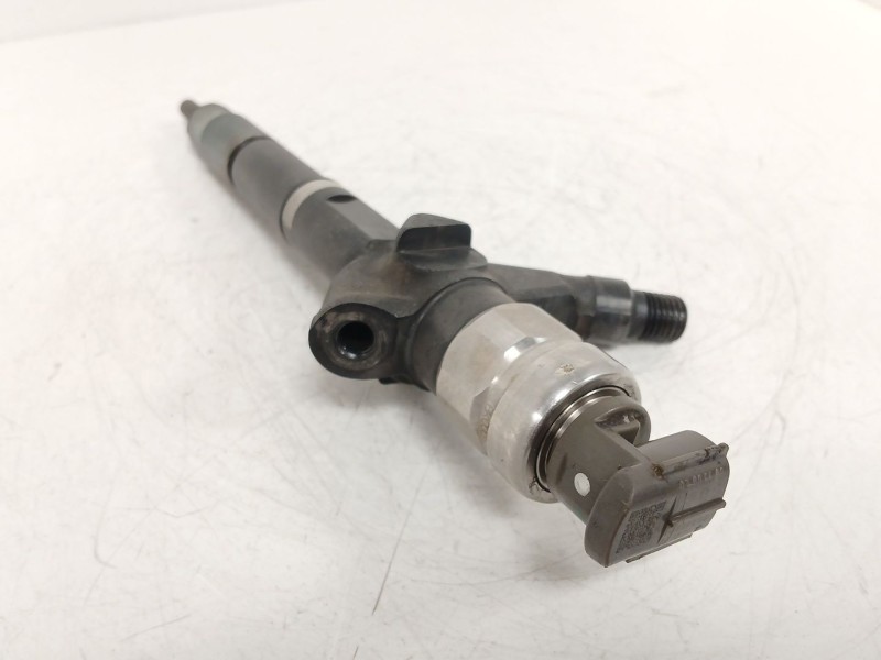 Recambio de inyector para nissan pathfinder iii (r51) 2.5 dci 4wd referencia OEM IAM 16600EC00A 03K03017 D300F500
