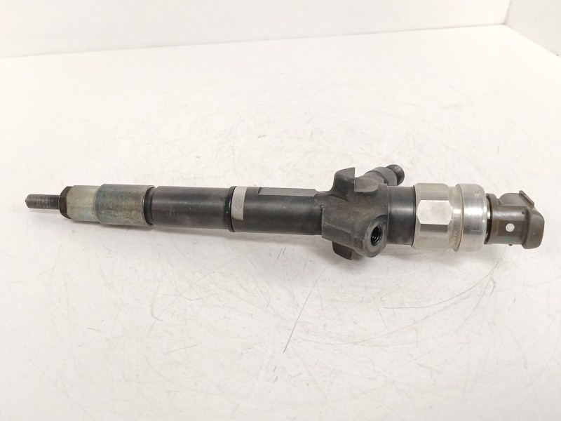Recambio de inyector para nissan pathfinder iii (r51) 2.5 dci 4wd referencia OEM IAM 16600EC00A 03K03017 D300F500