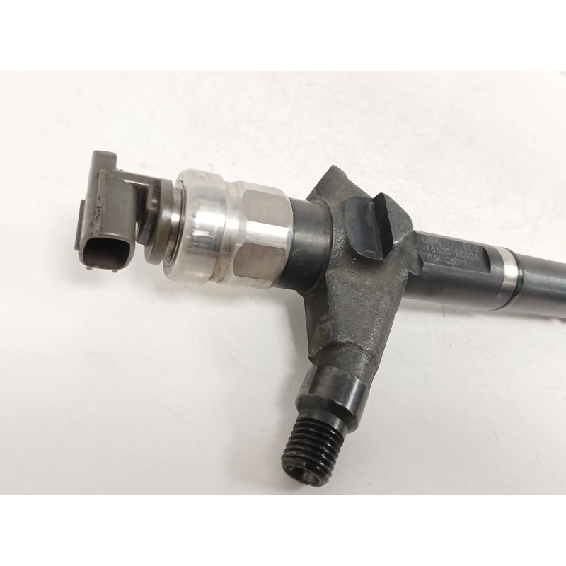 Recambio de inyector para nissan pathfinder iii (r51) 2.5 dci 4wd referencia OEM IAM 16600EC00A 03K03017 D300F500
