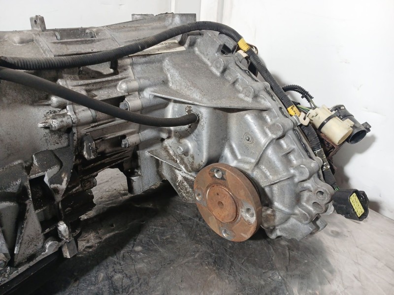 Recambio de caja cambios para ssangyong rodius i 2.7 xdi referencia OEM IAM 7202700000 7226610 5870514