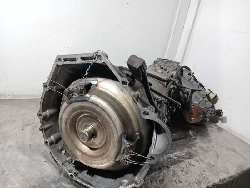 Recambio de caja cambios para ssangyong rodius i 2.7 xdi referencia OEM IAM 7202700000 7226610 5870514