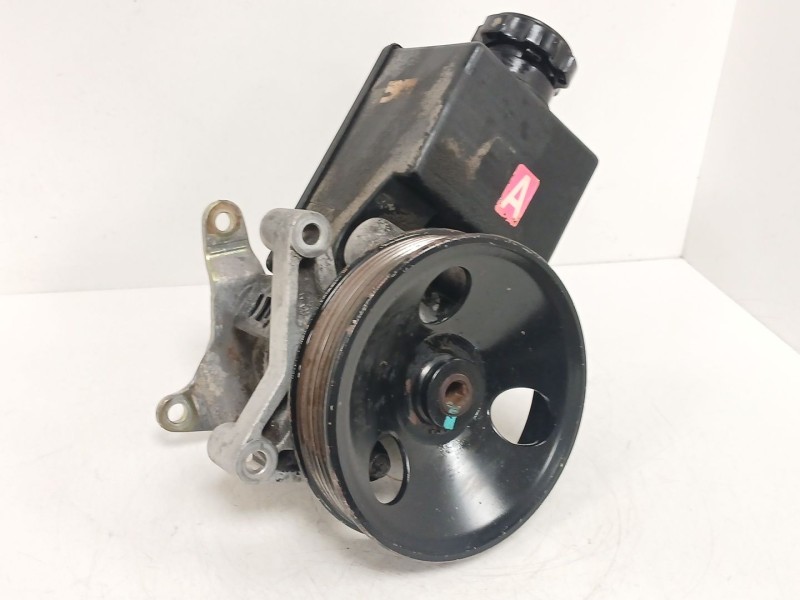Recambio de bomba direccion para ssangyong rodius i 2.7 xdi referencia OEM IAM   