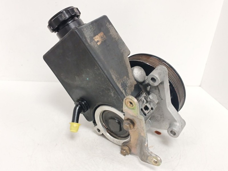Recambio de bomba direccion para ssangyong rodius i 2.7 xdi referencia OEM IAM   