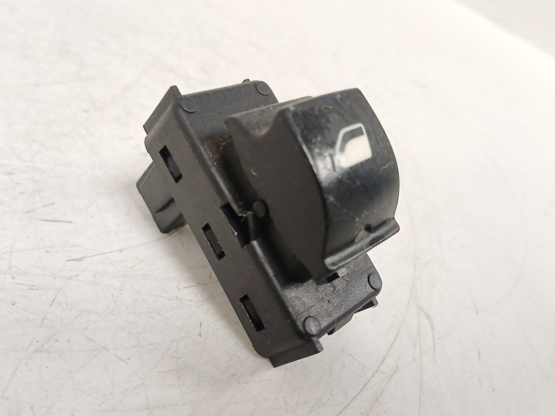 Recambio de mando elevalunas delantero derecho para peugeot 5008 (0u_, 0e_) 2.0 hdi referencia OEM IAM   