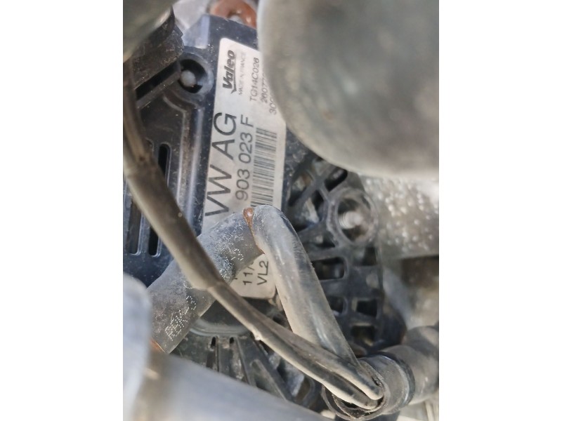 Recambio de alternador para volkswagen golf vi (5k1) 2.0 tdi referencia OEM IAM 03L903023F  