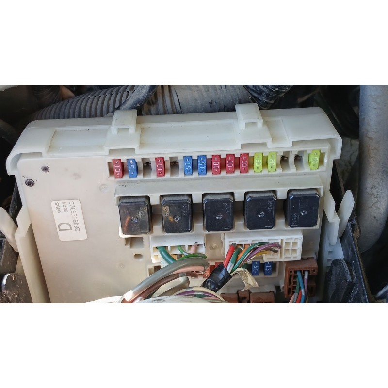 Recambio de caja reles / fusibles para nissan pathfinder iii (r51) 2.5 dci 4wd referencia OEM IAM 284B6EB30C  