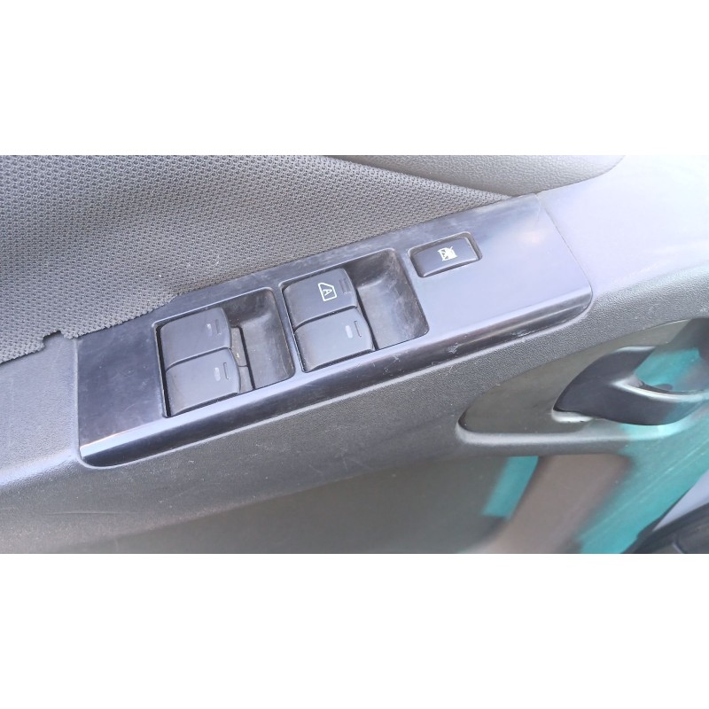 Recambio de mando elevalunas delantero izquierdo para nissan pathfinder iii (r51) 2.5 dci 4wd referencia OEM IAM   
