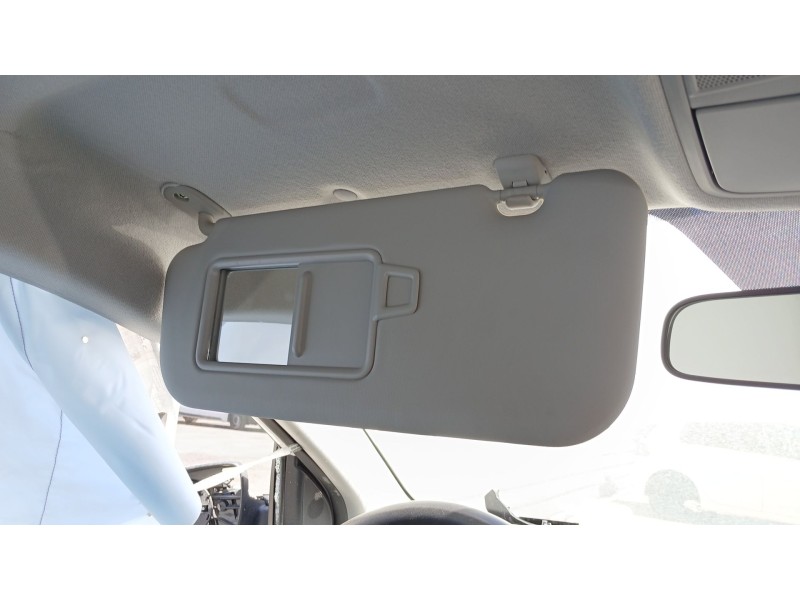 Recambio de parasol izquierdo para kia stonic (yb) 1.0 t-gdi referencia OEM IAM   