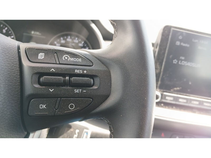 Recambio de volante para kia stonic (yb) 1.0 t-gdi referencia OEM IAM   