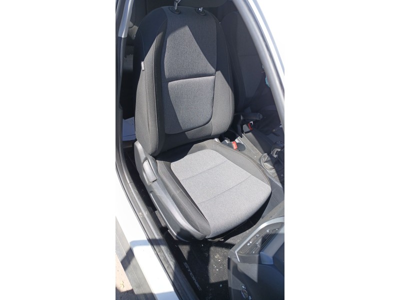 Recambio de asiento delantero derecho para kia stonic (yb) 1.0 t-gdi referencia OEM IAM   