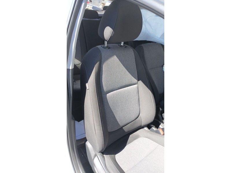 Recambio de asiento delantero derecho para kia stonic (yb) 1.0 t-gdi referencia OEM IAM   
