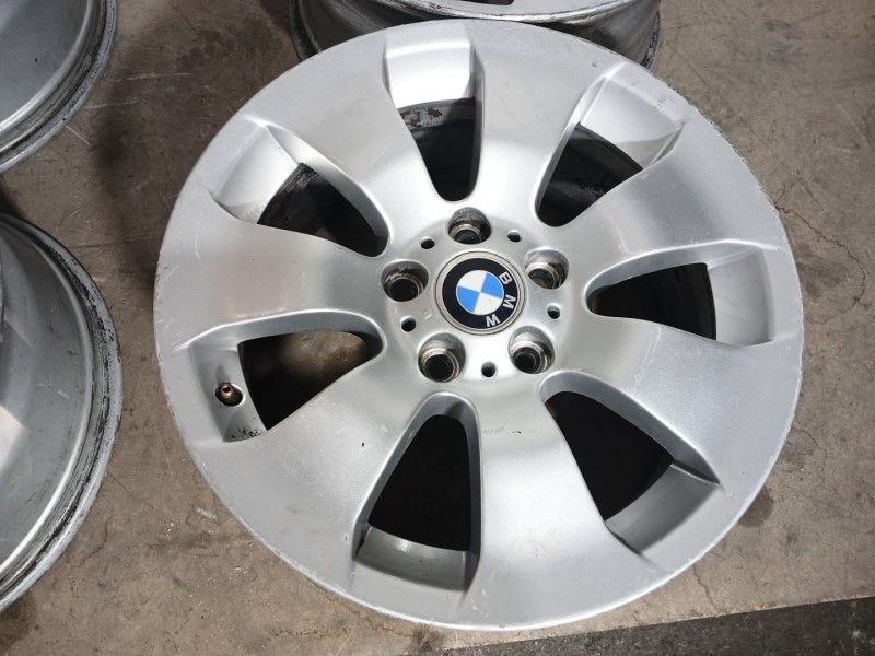 Recambio de juego llantas para bmw 3 (e90) 318 i referencia OEM IAM   