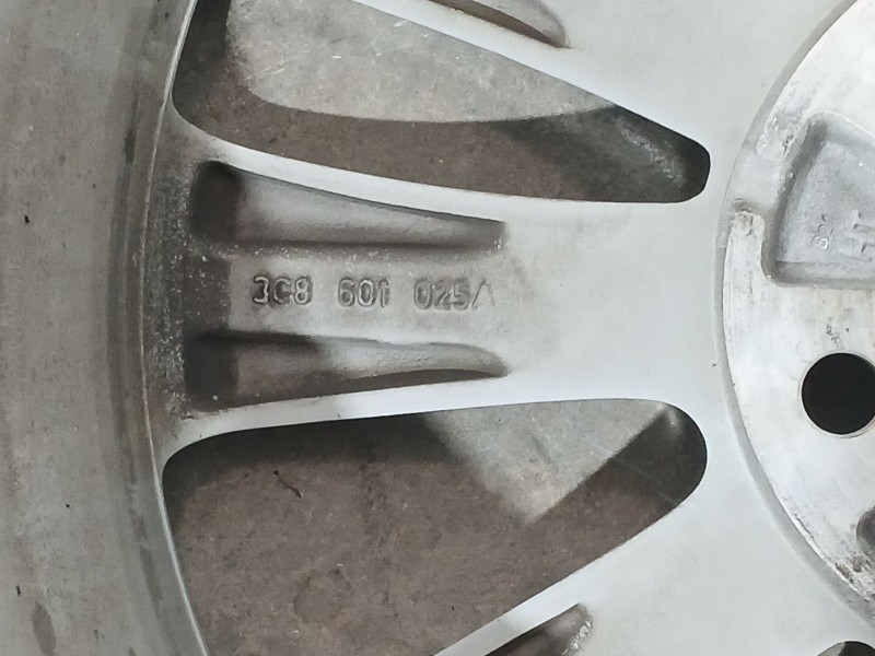 Recambio de llanta para volkswagen cc b7 (358) 2.0 tdi referencia OEM IAM 17 PULGADAS  