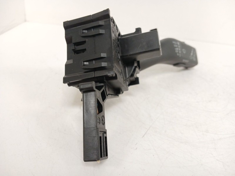 Recambio de mando limpia para volkswagen golf vi (5k1) 2.0 tdi referencia OEM IAM 1K0953519J  