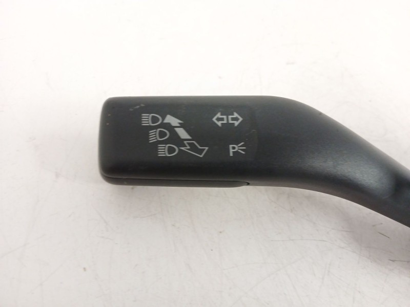 Recambio de mando intermitentes para volkswagen golf vi (5k1) 2.0 tdi referencia OEM IAM 1K0953513E  