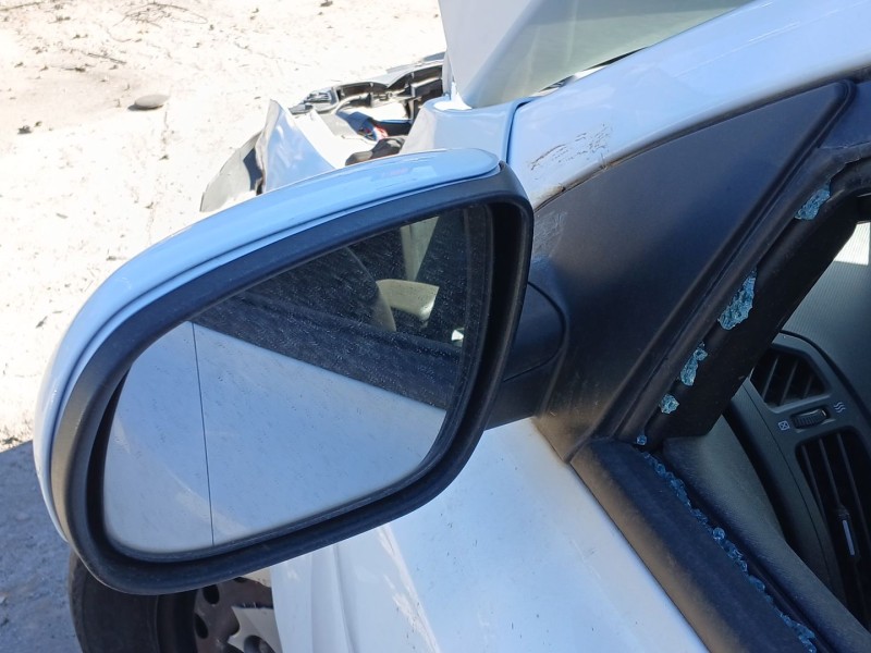 Recambio de retrovisor izquierdo para kia cee´d hatchback (ed) 1.6 crdi 90 referencia OEM IAM   