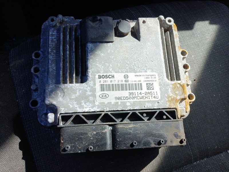 Recambio de centralita motor uce para kia cee´d hatchback (ed) 1.6 crdi 90 referencia OEM IAM 0281017218 291142A511 