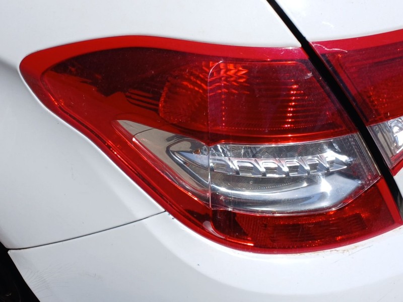 Recambio de piloto trasero izquierdo para citroën c4 ii (nc_) 1.6 hdi 90 referencia OEM IAM   