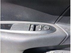 Recambio de mando elevalunas delantero izquierdo para citroën c4 ii (nc_) 1.6 hdi 90 referencia OEM IAM   