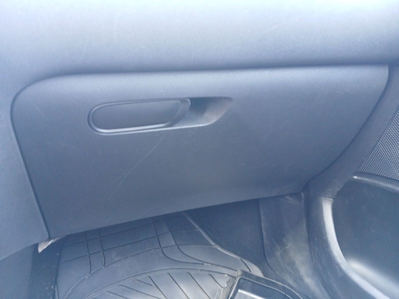 Recambio de guantera para citroën c4 ii (nc_) 1.6 hdi 90 referencia OEM IAM   