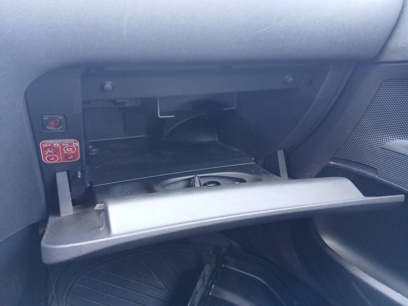 Recambio de guantera para citroën c4 ii (nc_) 1.6 hdi 90 referencia OEM IAM   