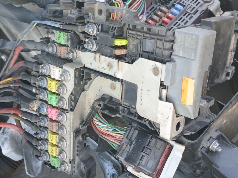 Recambio de modulo electronico para citroën c4 ii (nc_) 1.6 hdi 90 referencia OEM IAM 966587380  