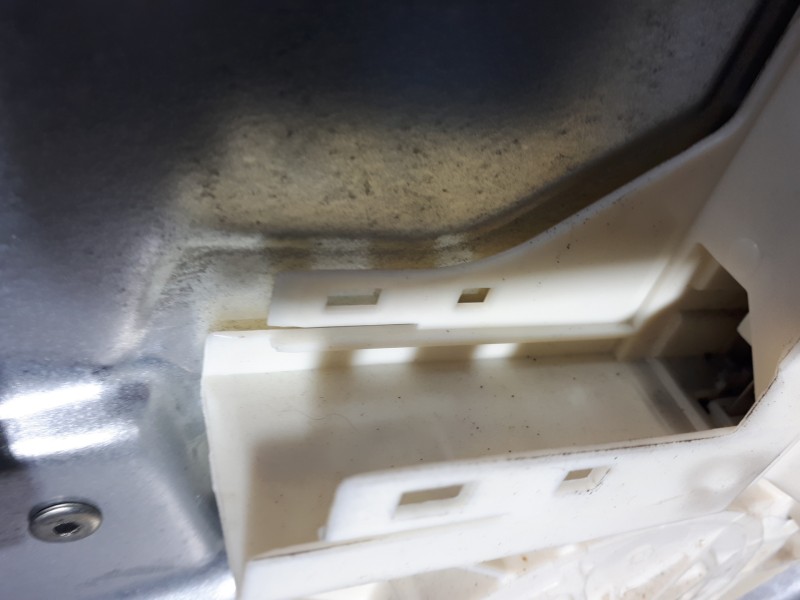 Recambio de elevalunas delantero izquierdo para ford focus berlina (cap) ambiente (d) referencia OEM IAM 984570204  