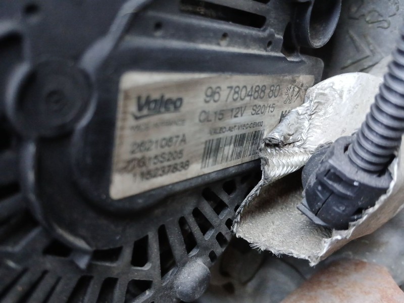 Recambio de alternador para peugeot 208 i (ca_, cc_) 1.4 hdi referencia OEM IAM 9678048880 TG15S205 
