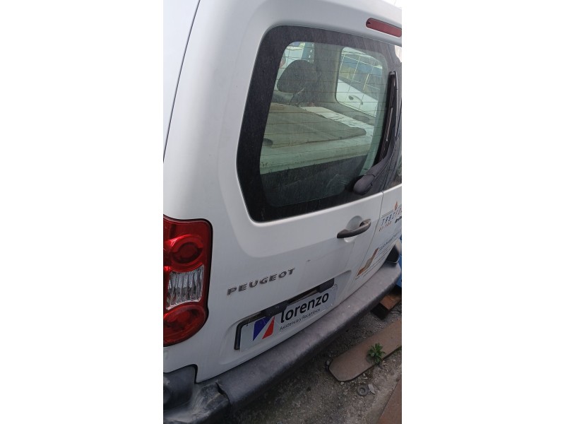 Recambio de porton trasero izquierdo para peugeot partner tepee 1.6 hdi 16v referencia OEM IAM   