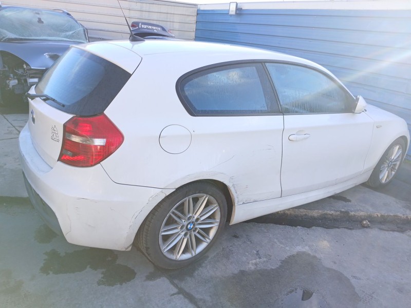bmw 1 (e81) del año 2009