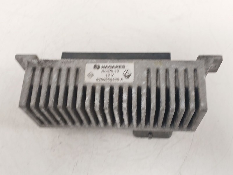 Recambio de caja precalentamiento para nissan nv200 furgoneta 1.5 dci 90 (m20, m20m) referencia OEM IAM 8200558438A  