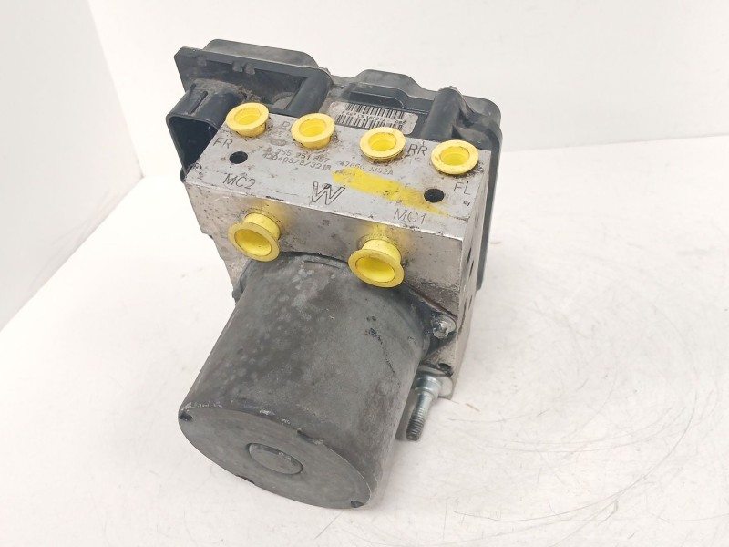 Recambio de abs para nissan nv200 furgoneta 1.5 dci 90 (m20, m20m) referencia OEM IAM 0265251857 0265951751 